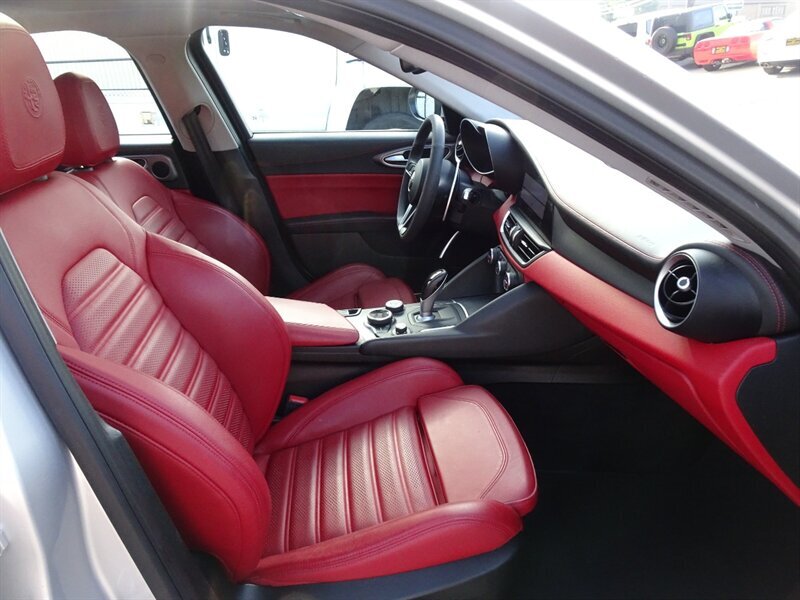 2017 Alfa Romeo Giulia Ti - Photo 10 - Cincinnati, OH 45255