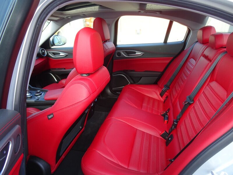 2017 Alfa Romeo Giulia Ti - Photo 14 - Cincinnati, OH 45255