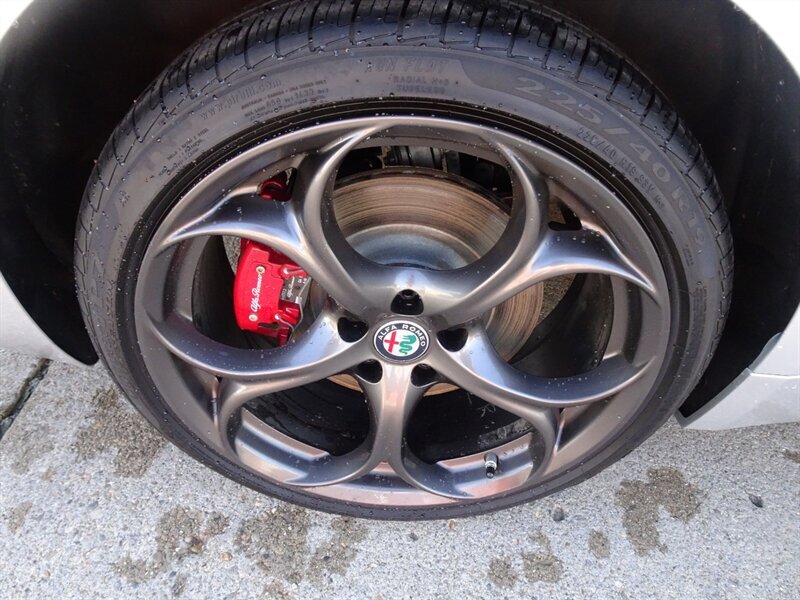 2017 Alfa Romeo Giulia Ti - Photo 32 - Cincinnati, OH 45255