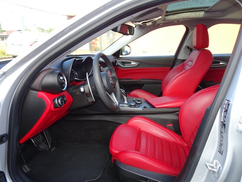 2017 Alfa Romeo Giulia Ti - Photo 13 - Cincinnati, OH 45255