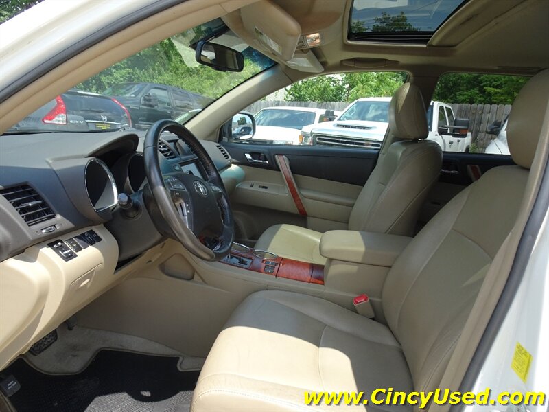 2010 Toyota Highlander Limited - Photo 11 - Cincinnati, OH 45255
