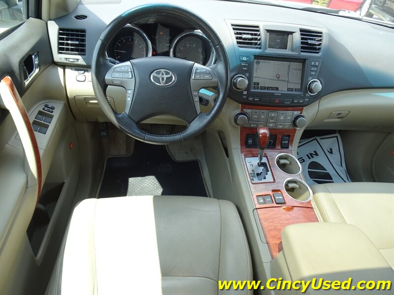 2010 Toyota Highlander Limited - Photo 10 - Cincinnati, OH 45255