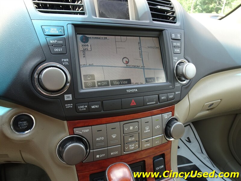 2010 Toyota Highlander Limited - Photo 18 - Cincinnati, OH 45255