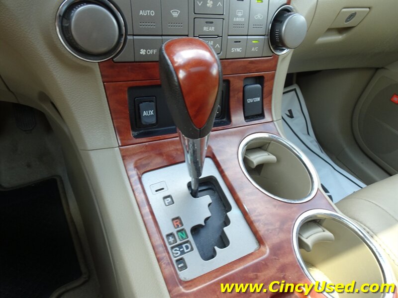 2010 Toyota Highlander Limited - Photo 17 - Cincinnati, OH 45255