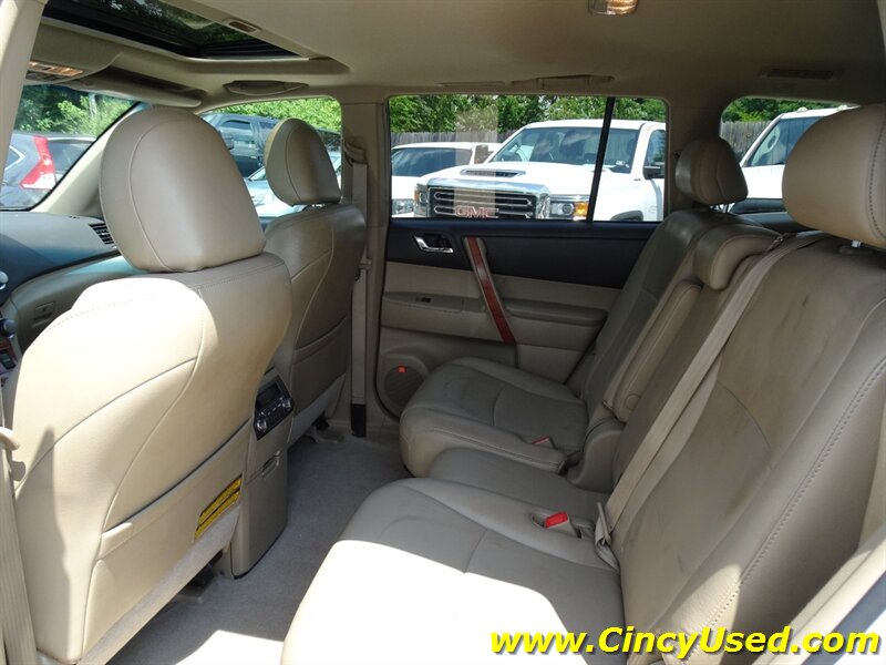 2010 Toyota Highlander Limited - Photo 13 - Cincinnati, OH 45255