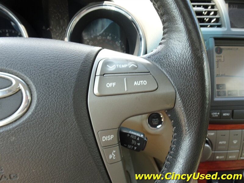 2010 Toyota Highlander Limited - Photo 24 - Cincinnati, OH 45255