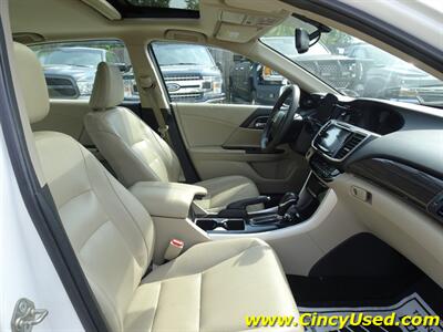 2017 Honda Accord EX-L V6   - Photo 16 - Cincinnati, OH 45255