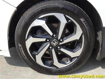 2017 Honda Accord EX-L V6   - Photo 32 - Cincinnati, OH 45255