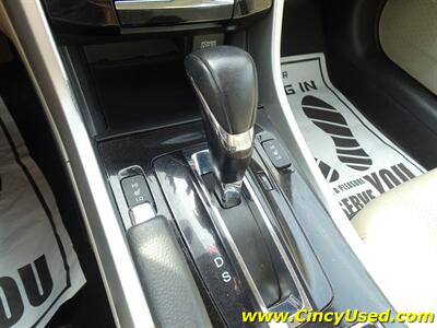 2017 Honda Accord EX-L V6   - Photo 17 - Cincinnati, OH 45255