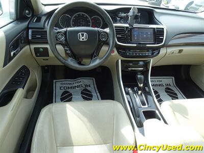 2017 Honda Accord EX-L V6   - Photo 10 - Cincinnati, OH 45255