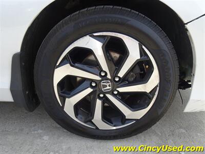 2017 Honda Accord EX-L V6   - Photo 31 - Cincinnati, OH 45255