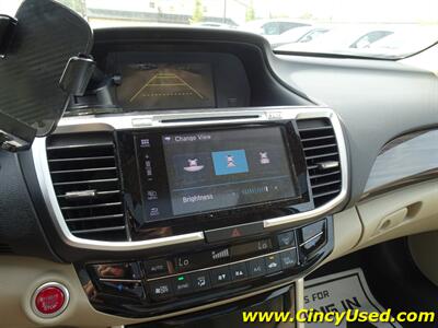 2017 Honda Accord EX-L V6   - Photo 19 - Cincinnati, OH 45255