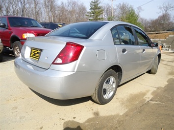 2004 Saturn Ion   - Photo 13 - Cincinnati, OH 45255