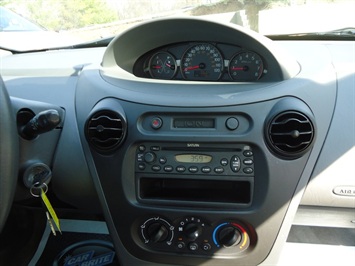 2004 Saturn Ion   - Photo 16 - Cincinnati, OH 45255