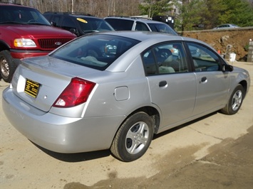 2004 Saturn Ion   - Photo 6 - Cincinnati, OH 45255