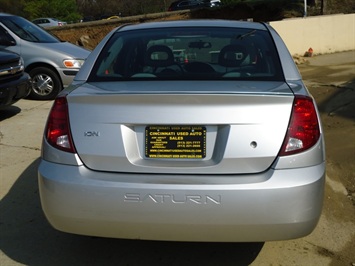 2004 Saturn Ion   - Photo 5 - Cincinnati, OH 45255