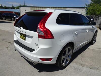 2013 Volvo XC60 T6  3.0L I6 Turbo AWD - Photo 3 - Cincinnati, OH 45255