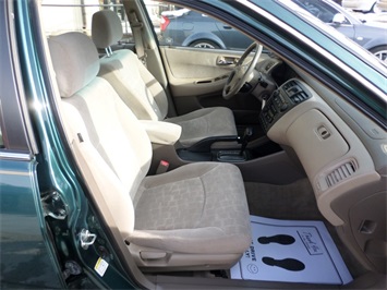 2002 Honda Accord EX   - Photo 8 - Cincinnati, OH 45255