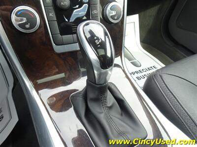 2016 Volvo XC70 T5 Premier   - Photo 17 - Cincinnati, OH 45255