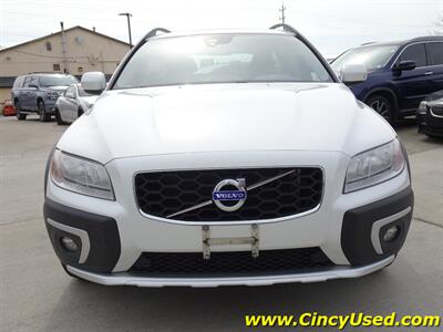 2016 Volvo XC70 T5 Premier   - Photo 2 - Cincinnati, OH 45255