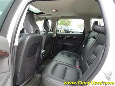 2016 Volvo XC70 T5 Premier   - Photo 13 - Cincinnati, OH 45255