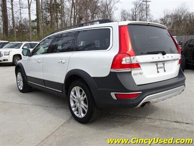 2016 Volvo XC70 T5 Premier   - Photo 9 - Cincinnati, OH 45255