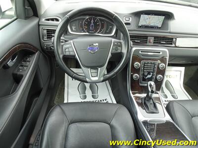 2016 Volvo XC70 T5 Premier   - Photo 10 - Cincinnati, OH 45255