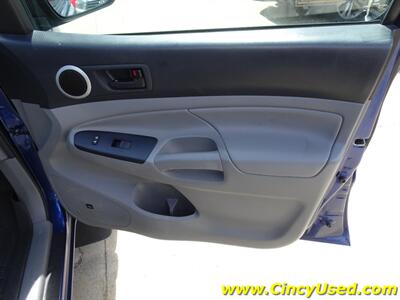 2015 Toyota Tacoma V6   - Photo 29 - Cincinnati, OH 45255