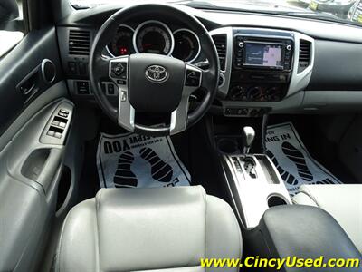 2015 Toyota Tacoma V6   - Photo 11 - Cincinnati, OH 45255