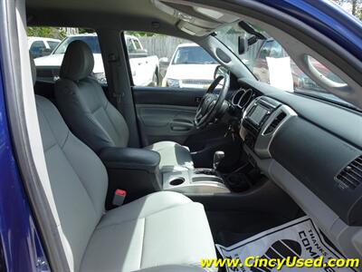 2015 Toyota Tacoma V6   - Photo 17 - Cincinnati, OH 45255