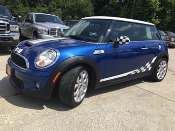 2008 MINI Cooper S   - Photo 11 - Cincinnati, OH 45255