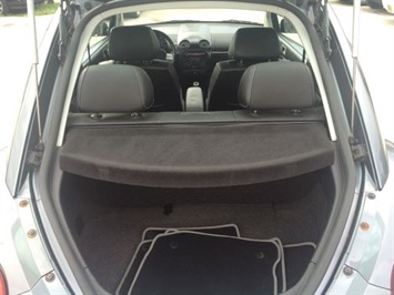 2003 Volkswagen New Beetle Turbo S   - Photo 21 - Cincinnati, OH 45255