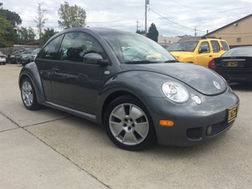 2003 Volkswagen New Beetle Turbo S   - Photo 10 - Cincinnati, OH 45255