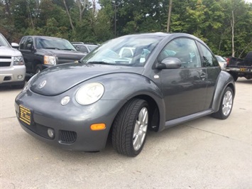 2003 Volkswagen New Beetle Turbo S   - Photo 11 - Cincinnati, OH 45255