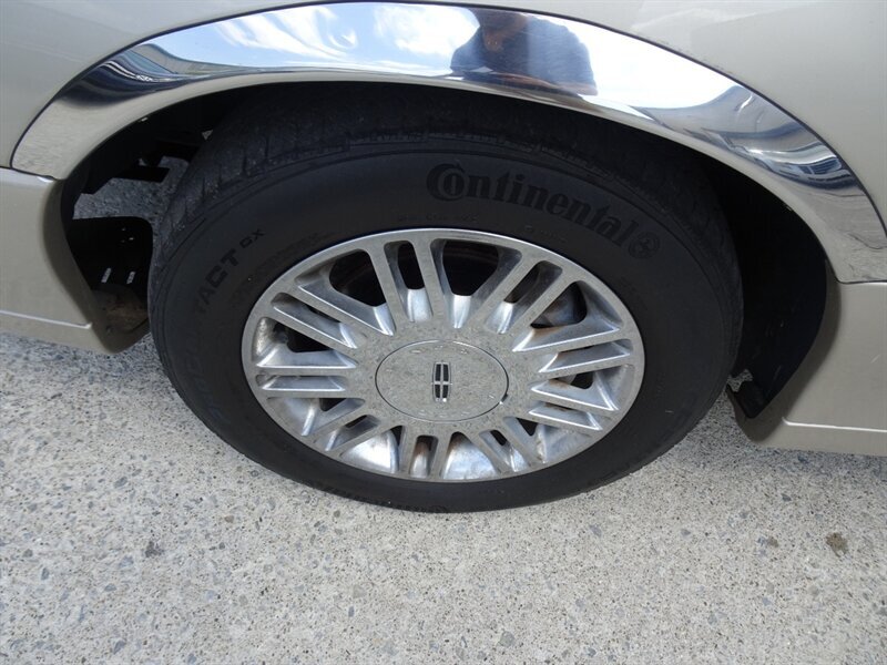 2009 Lincoln Town Car Signature Limited   - Photo 76 - Cincinnati, OH 45255