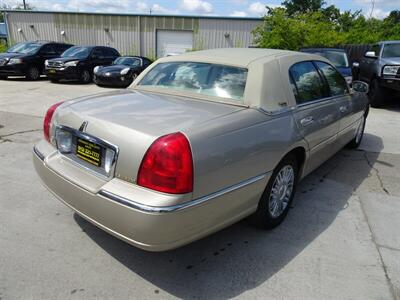 2009 Lincoln Town Car Signature Limited   - Photo 18 - Cincinnati, OH 45255