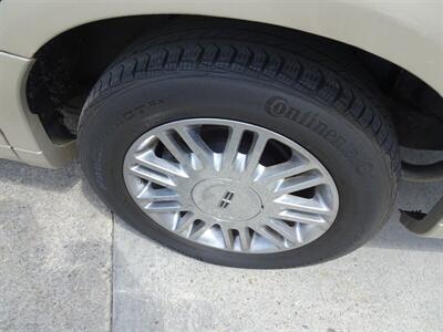 2009 Lincoln Town Car Signature Limited   - Photo 75 - Cincinnati, OH 45255