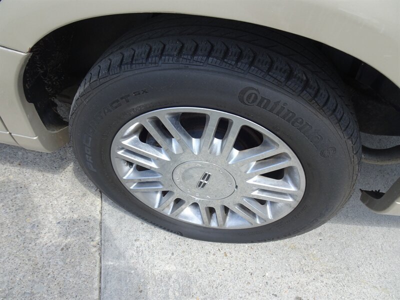 2009 Lincoln Town Car Signature Limited   - Photo 75 - Cincinnati, OH 45255