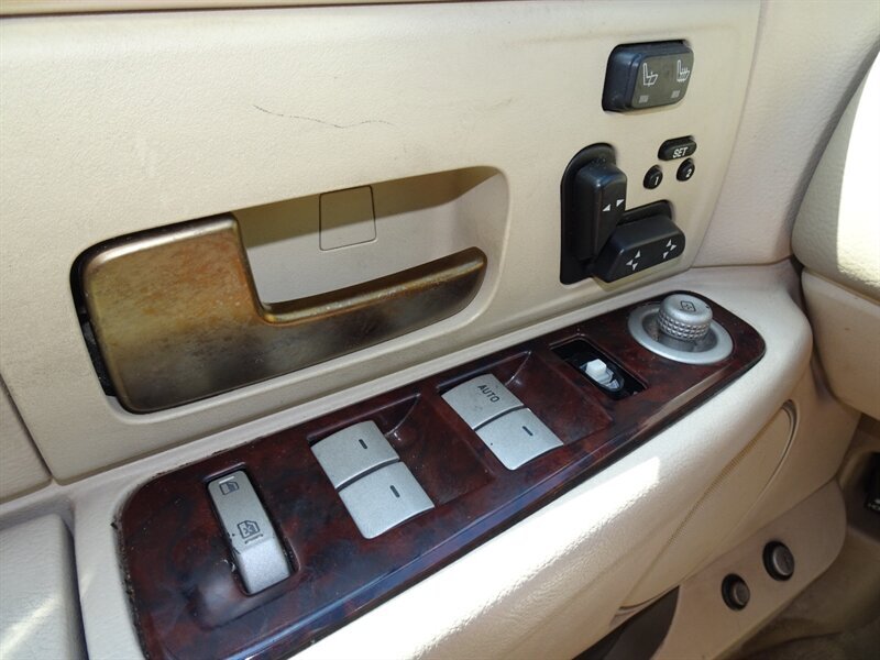 2009 Lincoln Town Car Signature Limited   - Photo 69 - Cincinnati, OH 45255