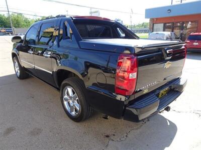 2013 Chevrolet Avalanche LTZ Black Diamond   - Photo 32 - Cincinnati, OH 45255