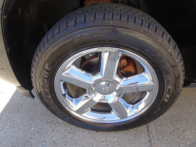 2013 Chevrolet Avalanche LTZ Black Diamond - Photo 59 - Cincinnati, OH 45255