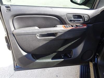 2013 Chevrolet Avalanche LTZ Black Diamond   - Photo 78 - Cincinnati, OH 45255