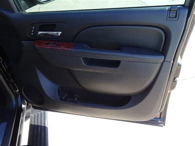 2013 Chevrolet Avalanche LTZ Black Diamond   - Photo 47 - Cincinnati, OH 45255