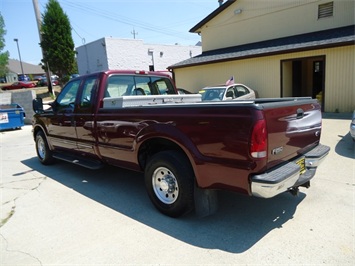 1999 Ford F-250   - Photo 4 - Cincinnati, OH 45255