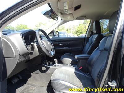 2020 Mitsubishi Outlander SE   - Photo 12 - Cincinnati, OH 45255