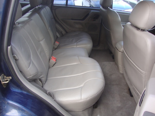 2001 Jeep Grand Cherokee Laredo - Photo 9 - Cincinnati, OH 45255