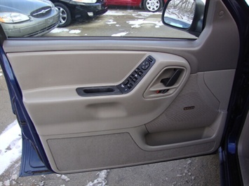 2001 Jeep Grand Cherokee Laredo   - Photo 31 - Cincinnati, OH 45255