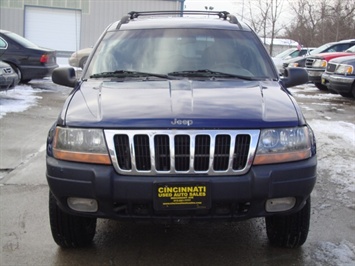 2001 Jeep Grand Cherokee Laredo   - Photo 2 - Cincinnati, OH 45255
