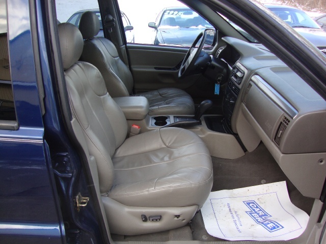 2001 Jeep Grand Cherokee Laredo - Photo 8 - Cincinnati, OH 45255