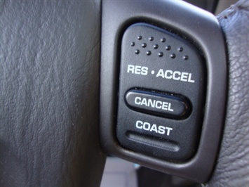 2001 Jeep Grand Cherokee Laredo   - Photo 27 - Cincinnati, OH 45255